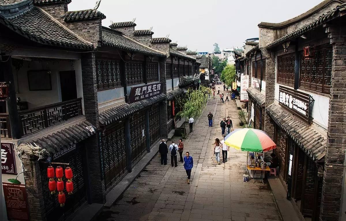 20年广西金店失窃,嫌疑人坐出租车逃跑,被捕后牵出15年前杀人案